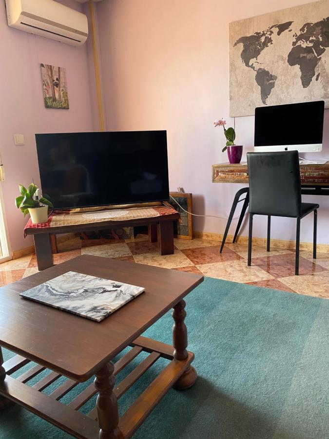 Comfortable Guest Room With Balcony Beniarjo المظهر الخارجي الصورة